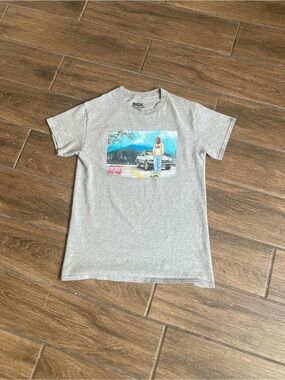 DGK gray t-shirt